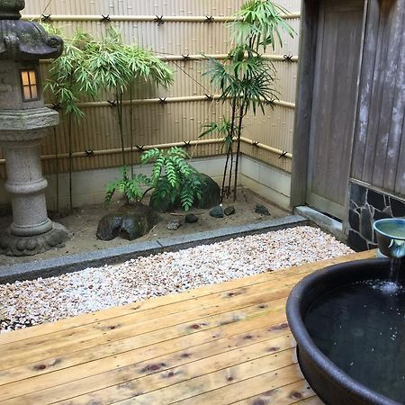 Отель Utsumionsen Ichizu Aichi Экстерьер фото